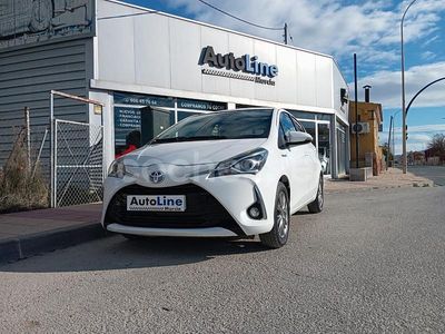 Blanco Usado 2018 Toyota Yaris Hybrid Active Berlina | 13.900 € (Precio justo)