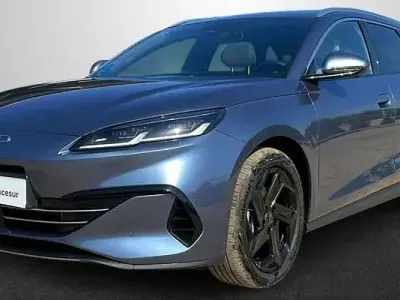 Usado BYD Seal Comfort 212 CV (155 kW) 2025 Azul claro