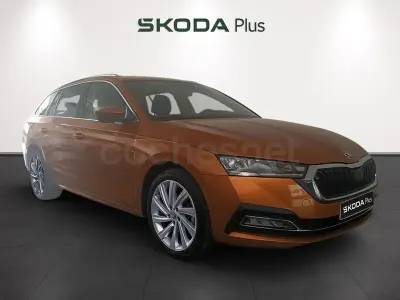 Usado Skoda Octavia Selection 150 CV (110 kW) 2023 Naranja Familiar