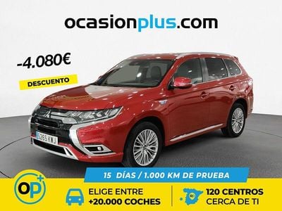 Usado Mitsubishi Outlander P-HEV 224 CV (164 kW) 2019 Rojo SUV