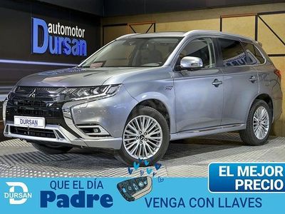 Usado Mitsubishi Outlander P-HEV 224 CV (164 kW) 2021 Gris / plata SUV