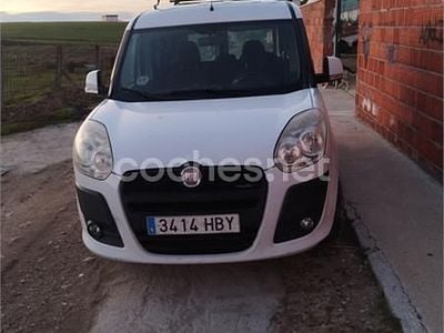 Blanco Usado 2011 Fiat Doblò Dynamic Monovolumen | 6100 € (Buen precio)