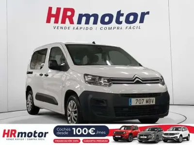 Usado Citroën Berlingo Live 102 CV (75 kW) 2022 Blanco Monovolumen
