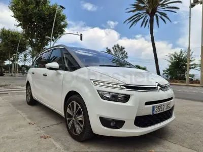 Usado Citroën Grand C4 Picasso Intensive 115 CV (84 kW) 2015 Blanco Monovolumen
