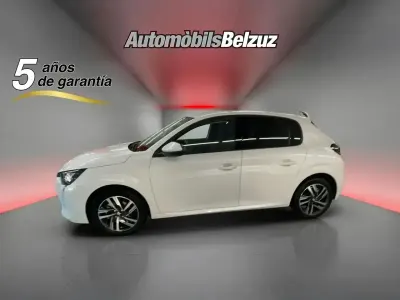 Usado Peugeot 208 Active 102 CV (75 kW) 2020 Blanco Utilitario