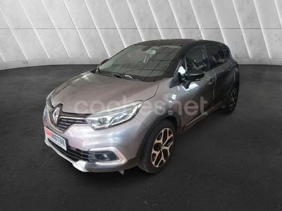 Gris / plata Usado 2016 Renault Captur Life SUV | 8495 € (Precio justo)