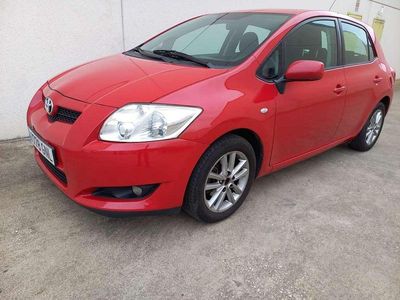 Usado Toyota Auris X-plore 101 CV (74 kW) 2009 Rojo Utilitario