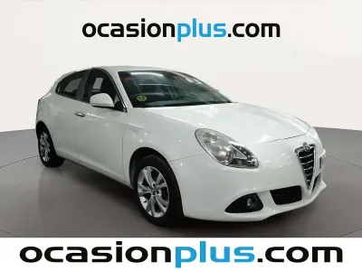 Usado Alfa Romeo Giulietta Distinctive 170 CV (125 kW) 2012 Blanco Utilitario