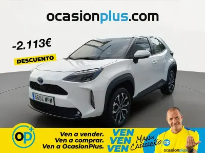 Usado Toyota Yaris Hybrid Active 116 CV (85 kW) 2024 Blanco Pickup/Camioneta
