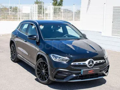 Usado Mercedes GLA250 218 CV (160 kW) 2021 Negro SUV
