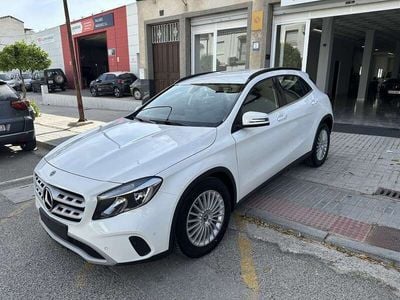 Blanco Usado 2018 Mercedes GLA220 SUV | 25.900 €