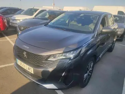 Usado Peugeot 3008 Allure 225 CV (165 kW) 2021 Blanco SUV