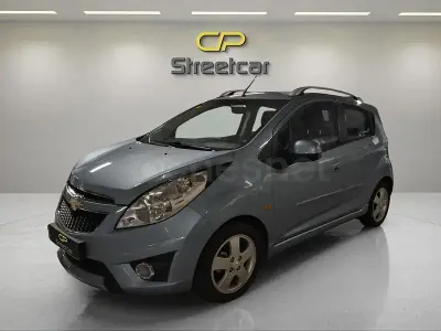 Usado Chevrolet Spark LT 81 CV (59 kW) 2011 Azul Utilitario