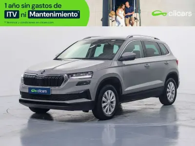 Usado Skoda Karoq Ambition 150 CV (110 kW) 2022 Gris SUV