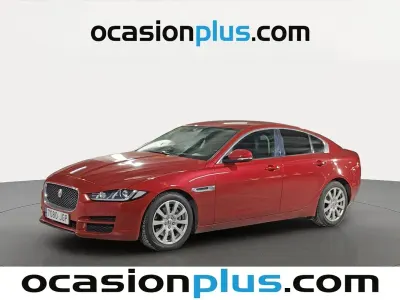 Usado Jaguar XE Portfolio 180 CV (132 kW) 2015 Rojo Berlina