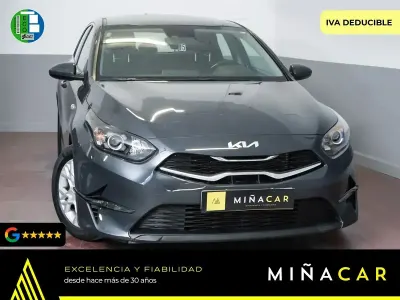 Usado Kia Ceed 120 CV (88 kW) 2023 Gris Utilitario