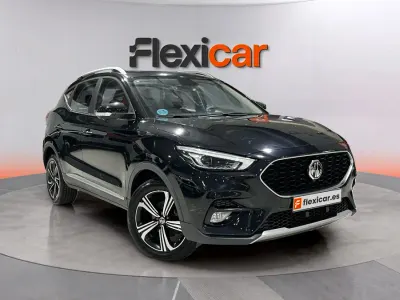 Usado MG ZS Luxury 106 CV (77 kW) 2022 Negro SUV