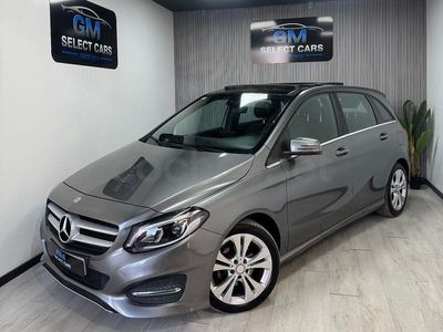 Usado Mercedes B180 109 CV (80 kW) 2015 Gris / plata Monovolumen