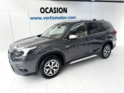Usado Subaru Forester 150 CV (110 kW) 2022 Gris / plata SUV