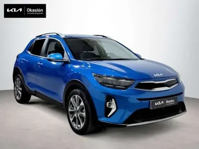 Usado Kia Stonic Style 101 CV (74 kW) 2023 Azul SUV