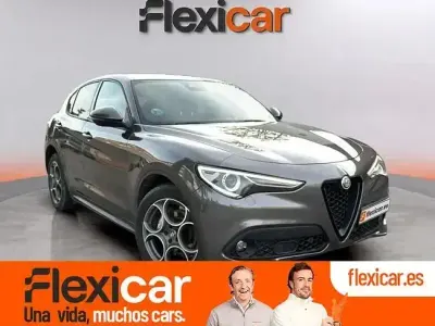 Usado Alfa Romeo Stelvio Sprint 160 CV (117 kW) 2022 Gris SUV