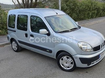 Usado Renault Kangoo Expression 85 CV (62 kW) 2008 Gris / plata Familiar