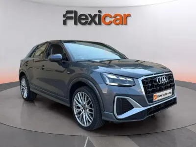 Usado Audi Q2 S-Line 150 CV (110 kW) 2024 Gris SUV