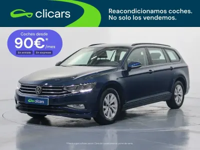Usado VW Passat Business 122 CV (89 kW) 2022 Azul Familiar
