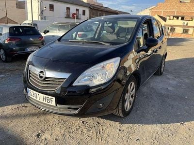 Usado Opel Meriva Enjoy 120 CV (88 kW) 2011 Negro Monovolumen