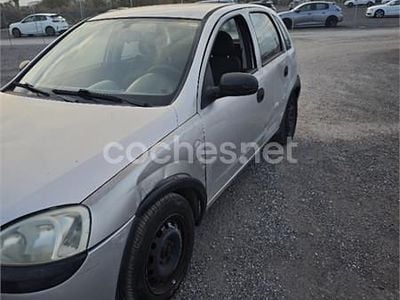 Gris / plata Usado 2002 Opel Corsa Enjoy Berlina | 950 € (Buen precio)