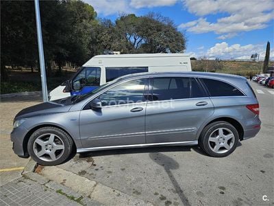 Usado Mercedes R350 211 CV (155 kW) 2011 Gris / plata Monovolumen