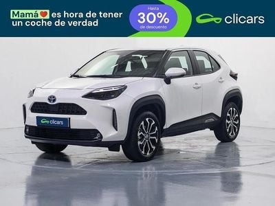 Używany Toyota Yaris Cross Connect Style 116 KM (85 kW) 2022 Biały SUV