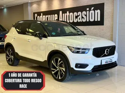 Begagnad Volvo XC40 R-Design 190 HK (139 kW) 2018 Vit SUV