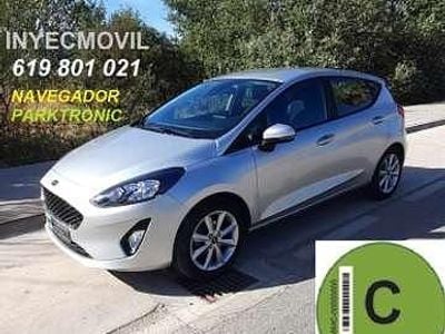 Usado Ford Fiesta Trend 75 CV (55 kW) 2021 Plateado Utilitario