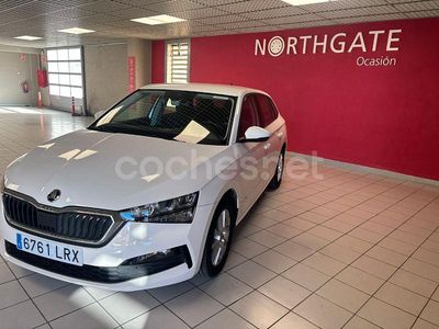 Blanco Usado 2021 Skoda 110 R Ambition Berlina | 14.900 €