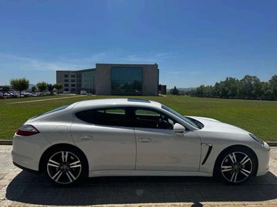 Porsche Panamera 4S