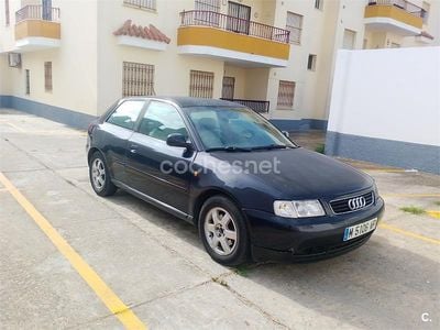Negro Usado 1998 Audi A3 Attraction Berlina | 1300 € (Precio justo)