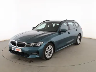 Usado BMW 318 Comfort Edition 150 CV (110 kW) 2021 Verde Familiar