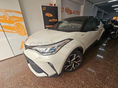 Käytetty Toyota C-HR Advance 122 HP (89 kW) 2021 Valkoinen Katumaasturi