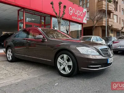 Usado Mercedes S500 387 CV (284 kW) 2010 Marrón Berlina