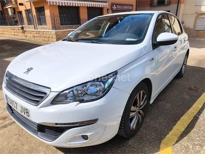 Usado Peugeot 308 Business-Line 100 CV (73 kW) 2016 Blanco Berlina