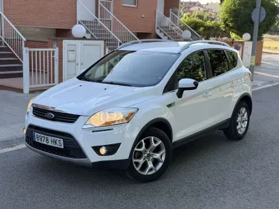 Usado Ford Kuga 140 CV (102 kW) 2012 SUV