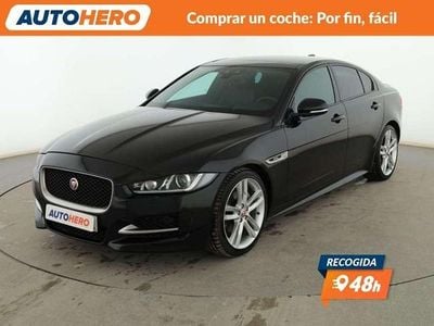 Usado Jaguar XE R-Sport 179 CV (131 kW) 2016 Negro Berlina