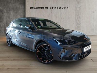 Usado Cupra Leon 150 CV (110 kW) 2024 Gris / plata Berlina