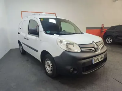 Usado Renault Kangoo 75 CV (55 kW) 2019 Blanco Monovolumen
