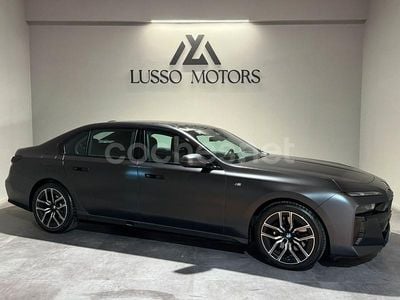 Usado BMW 740 Comfort Edition 299 CV (219 kW) 2024 Negro Berlina