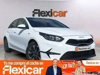 Usado Kia Ceed 100 CV (73 kW) 2024 Blanco Utilitario