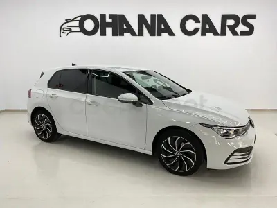Usado VW Golf VIII Life 110 CV (80 kW) 2021 Blanco Berlina