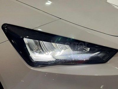 Usado Seat Leon Style 115 CV (84 kW) 2021 Blanco Berlina