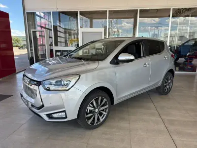Nuevo EVO Evo 3 113 CV (83 kW) 2026 Gris / plata SUV